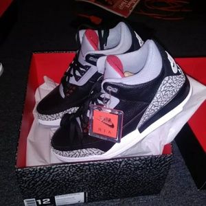 Jordan Retro 3s